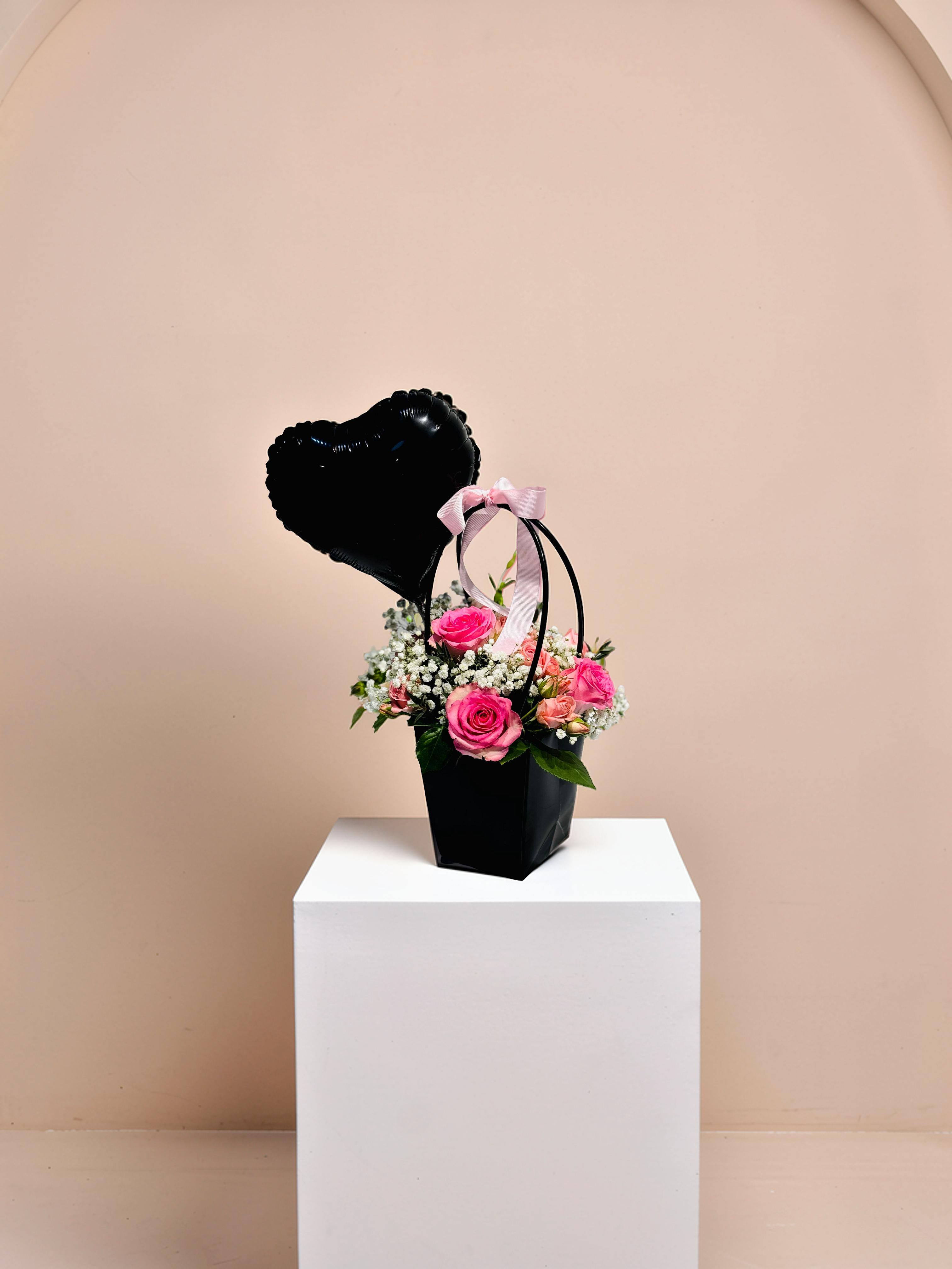 Hanging love 04
